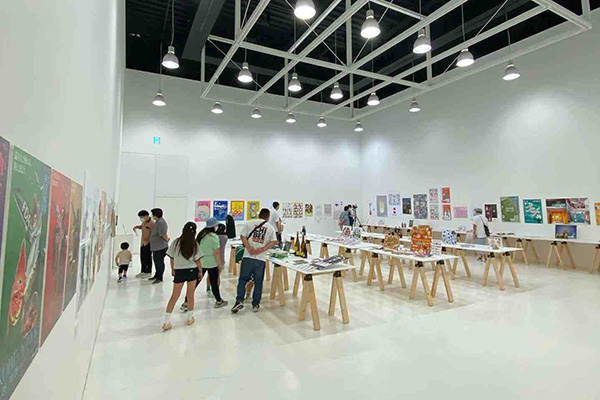 「青森グラフィックデザイナーの一年展2023」の開催